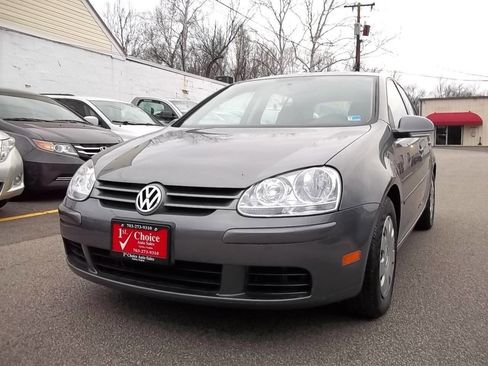 Used 2009 Volkswagen Rabbit S image 1
