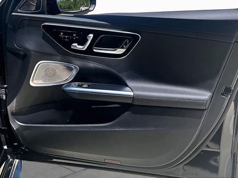 Used 2023 Mercedes-Benz C 300 Sedan image 25