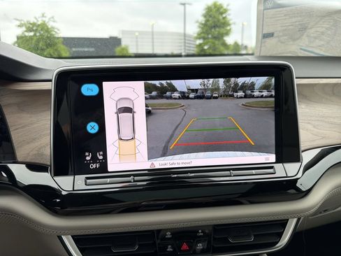 New 2026 Volkswagen Atlas SE FWD image 30