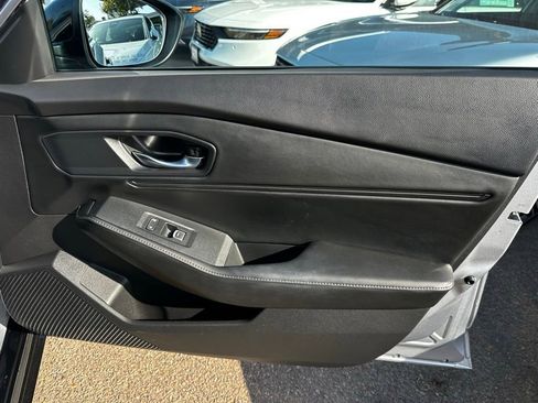 Used 2023 Honda Accord Sport image 17