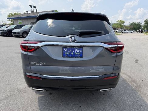 Used 2020 Buick Enclave Essence AWD/4WD image 6