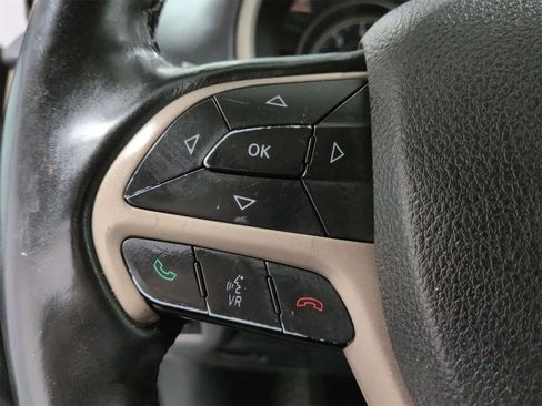 Used 2014 Jeep Cherokee Latitude w/ Cold Weather Group image 24