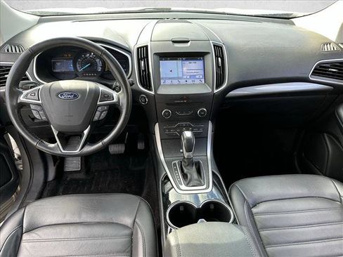 Used 2017 Ford Edge SEL w/ Equipment Group 201A image 21