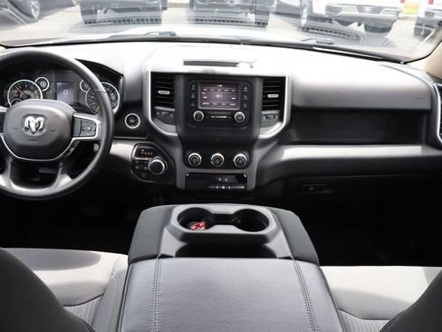 Used 2019 RAM 1500 Big Horn AWD/4WD image 15
