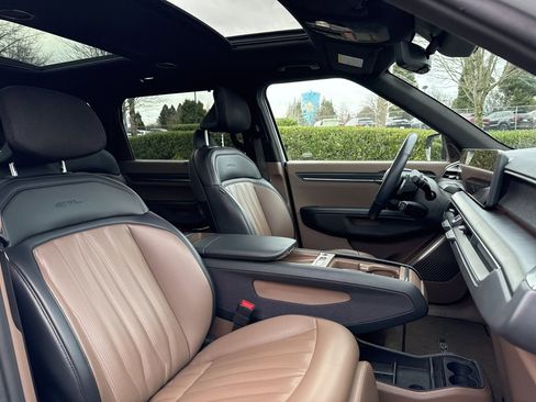 Used 2024 Kia EV9 GT-Line image 33