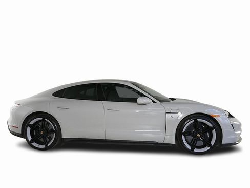 Used 2021 Porsche Taycan Turbo S image 13