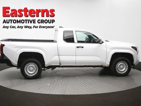 Used 2025 Toyota Tacoma SR RWD image 39