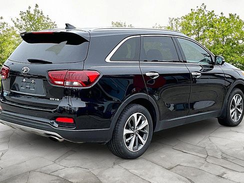 Used 2019 Kia Sorento EX FWD image 6