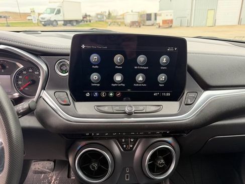 Used 2023 Chevrolet Blazer LT AWD/4WD image 19