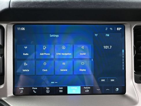 Used 2025 Ford Bronco Outer Banks AWD/4WD image 28