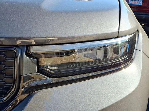 New 2025 Jeep Grand Cherokee Altitude image 4