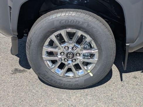 New 2026 Toyota Tacoma Limited AWD/4WD image 11