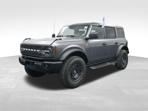 New 2025 Ford Bronco Badlands w/ Sasquatch Package image 4