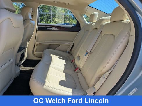 Used 2014 Lincoln MKZ Hybrid w/ Equipment Group 202A Reserve FWD image 9