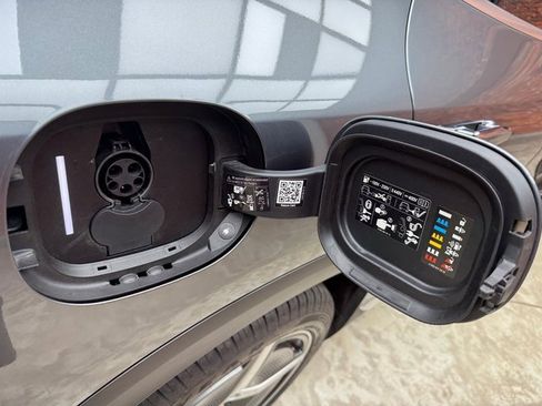 Certified 2023 Mercedes-Benz EQE 350+ 4MATIC SUV image 26