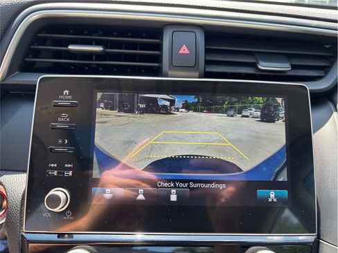 Used 2021 Honda Insight Touring image 27