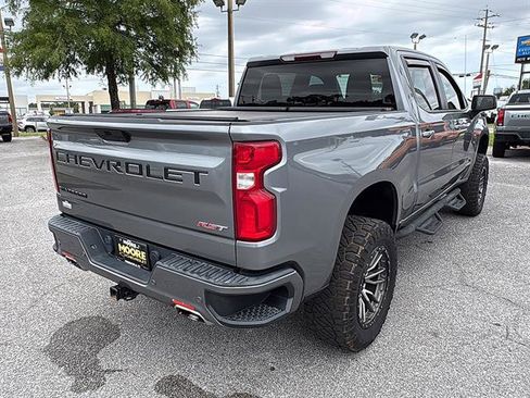 Used 2022 Chevrolet Silverado 1500 RST w/ LPO, Blackout Package AWD/4WD image 5