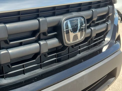 Used 2025 Honda Ridgeline RTL image 11
