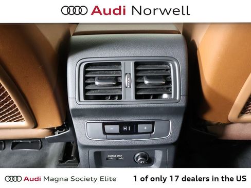 Used 2023 Audi Q5 2.0T Premium Plus w/ Premium Plus Package AWD/4WD image 23