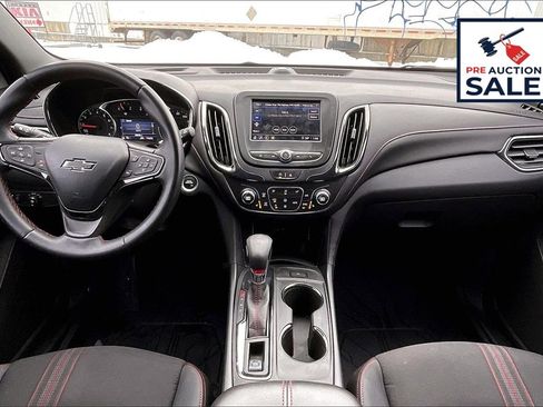 Used 2024 Chevrolet Equinox RS w/ LPO, Floor Liner Package image 5