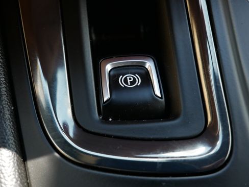 Used 2022 Chevrolet Equinox RS w/ Infotainment Package AWD/4WD image 33