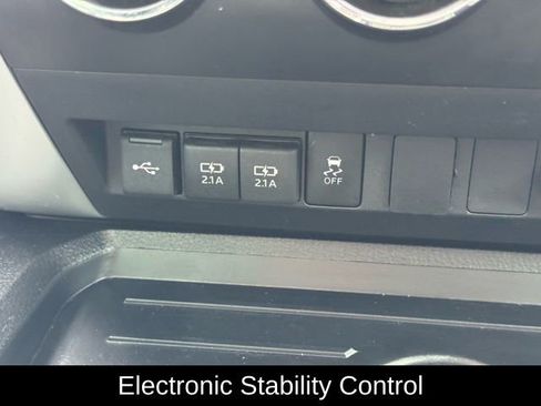 Used 2021 Toyota Tundra SR5 w/ SR5 Upgrade Package image 32