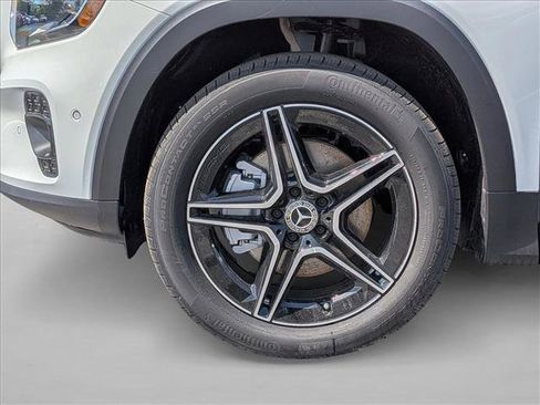 New 2026 Mercedes-Benz GLB 250 4MATIC image 10