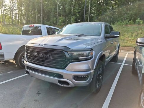 Used 2022 RAM 1500 Limited AWD/4WD image 2