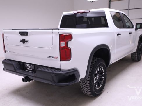 New 2026 Chevrolet Silverado 1500 ZR2 image 5