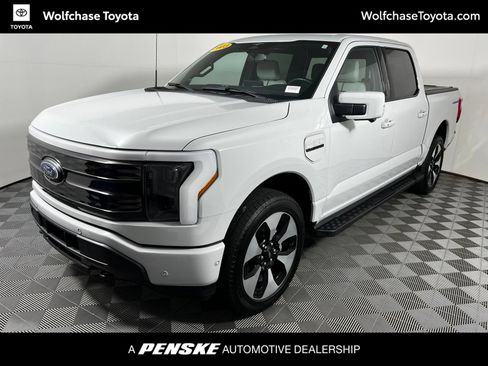 Used 2023 Ford F150 Lightning Platinum AWD/4WD image 1