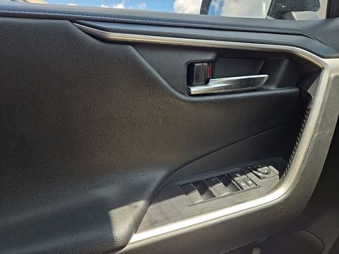 Used 2021 Toyota RAV4 XSE AWD/4WD image 18