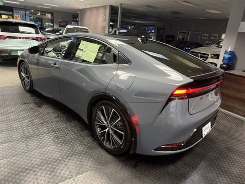 Used 2024 Toyota Prius Limited image 72