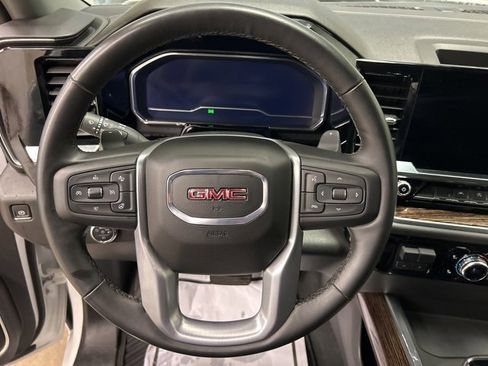 Used 2025 GMC Sierra 1500 Elevation w/ X31 Off-Road Package image 17
