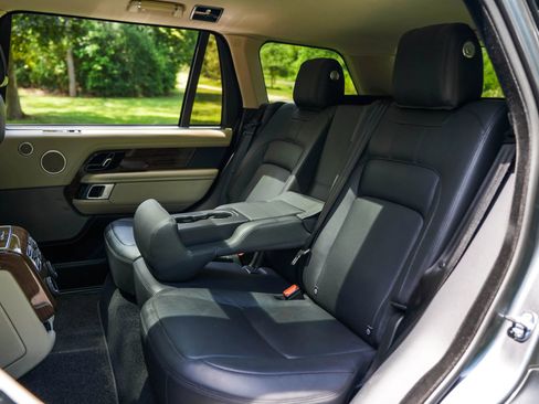 Used 2018 Land Rover Range Rover Long Wheelbase Supercharged AWD/4WD image 31