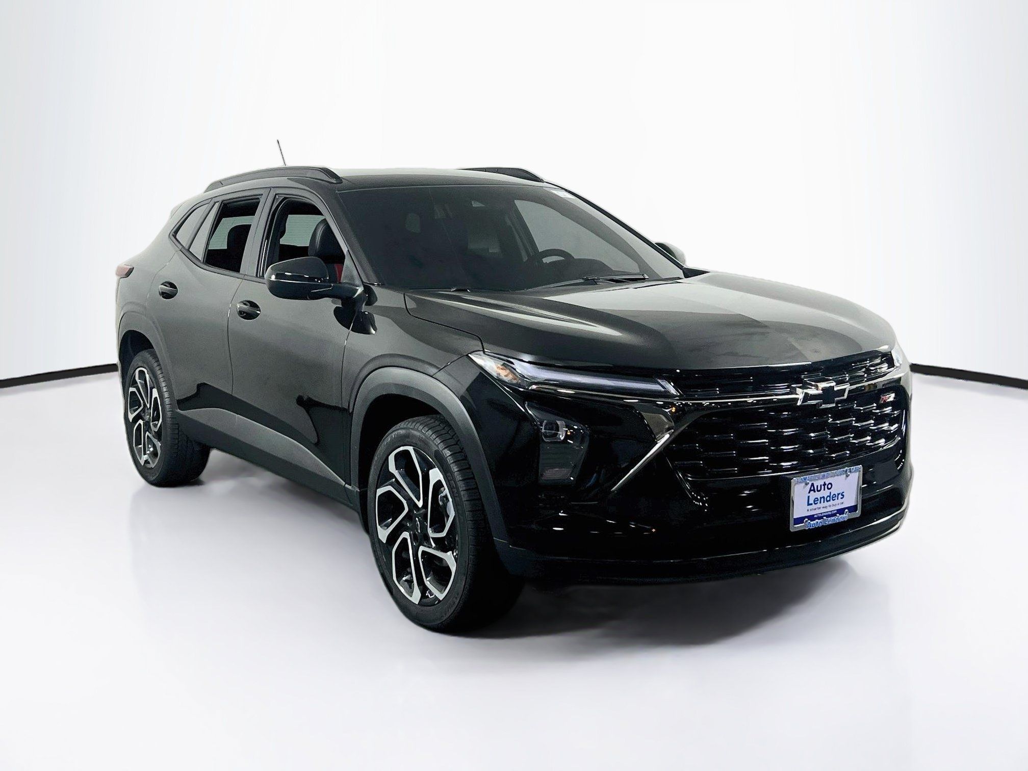 Used 2026 Chevrolet Trax RS FWD image 3