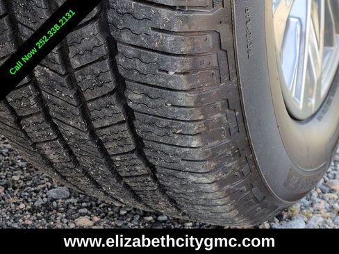 Used 2021 GMC Yukon XL Denali image 13