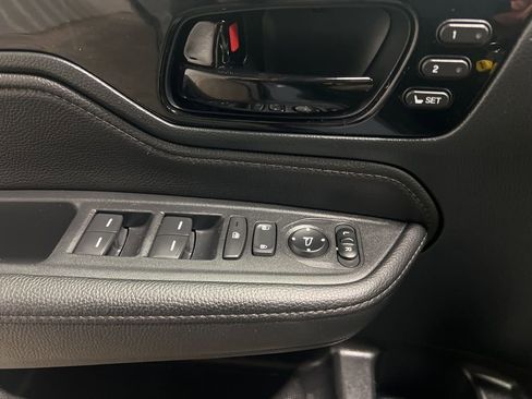 Used 2023 Honda Odyssey Touring image 19