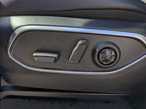 New 2026 Jeep Grand Wagoneer 4WD image 11