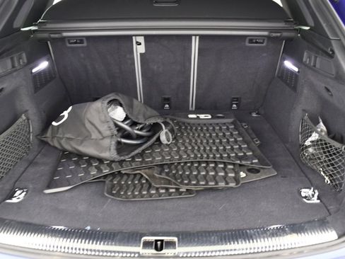 Used 2024 Audi Q5 e Prestige w/ Prestige Package image 24