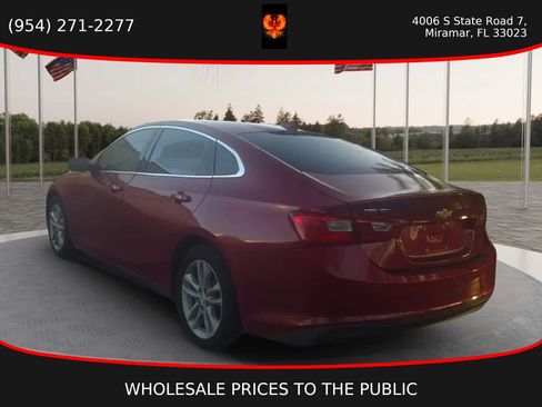 Used 2016 Chevrolet Malibu LT w/ Leather Package FWD image 6