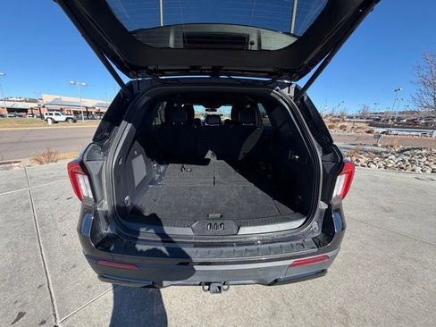 Used 2025 Ford Explorer ST-Line w/ ST-Line Street Pack image 25