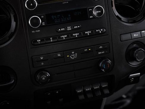 Used 2016 Ford F250 XL w/ XL Appearance Package image 20