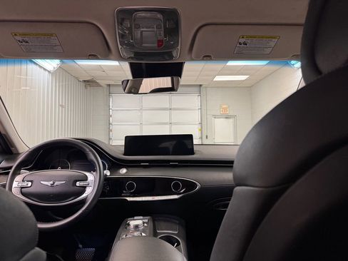 Used 2025 Genesis GV70 2.5T image 19