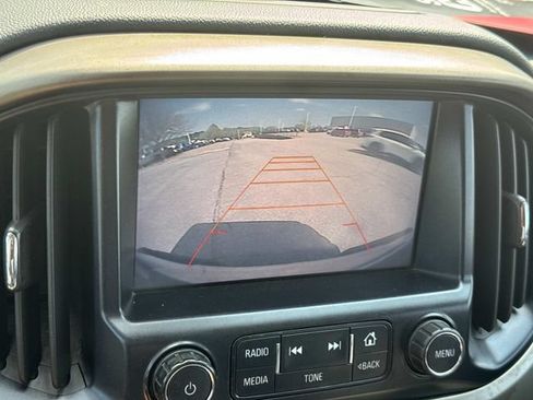 Used 2016 Chevrolet Colorado Z71 AWD/4WD image 34