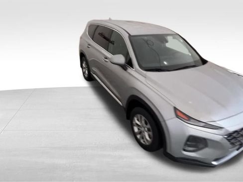 Used 2020 Hyundai Santa Fe SEL image 4