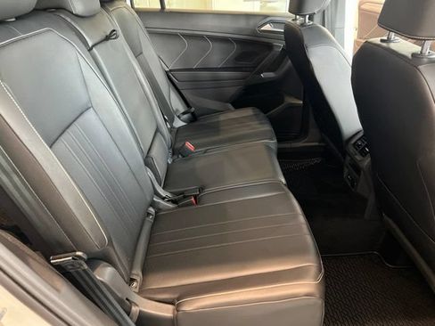 Used 2024 Volkswagen Tiguan SE R-Line AWD/4WD image 19