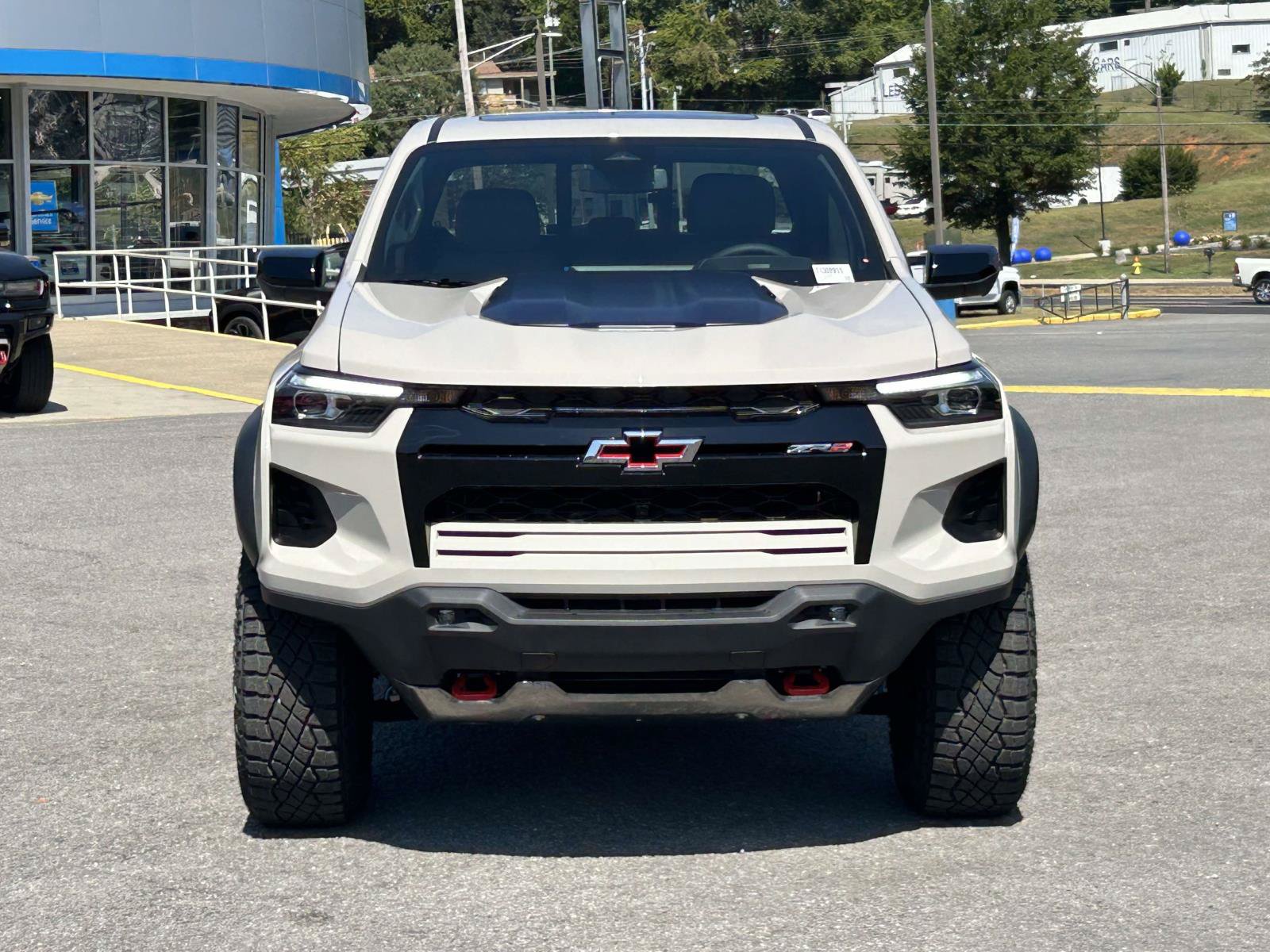 New 2026 Chevrolet Colorado ZR2 w/ Technology Package AWD/4WD image 2