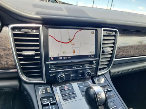 Used 2012 Porsche Panamera 4S image 19