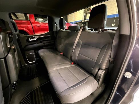 Used 2022 Chevrolet Silverado 1500 LT AWD/4WD image 15