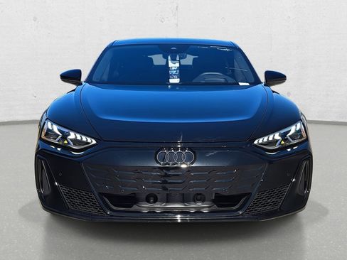 New 2026 Audi S e-tron GT Prestige image 2